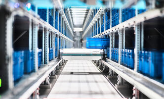 pharma logistics with highly automated warehouses